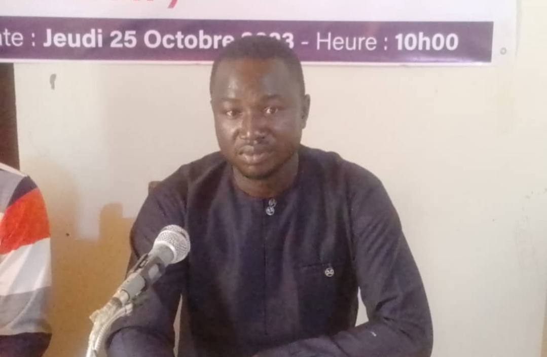 Tchad Larjupat Voit Le Jour Et Appelle La Jeunesse à La Culture De